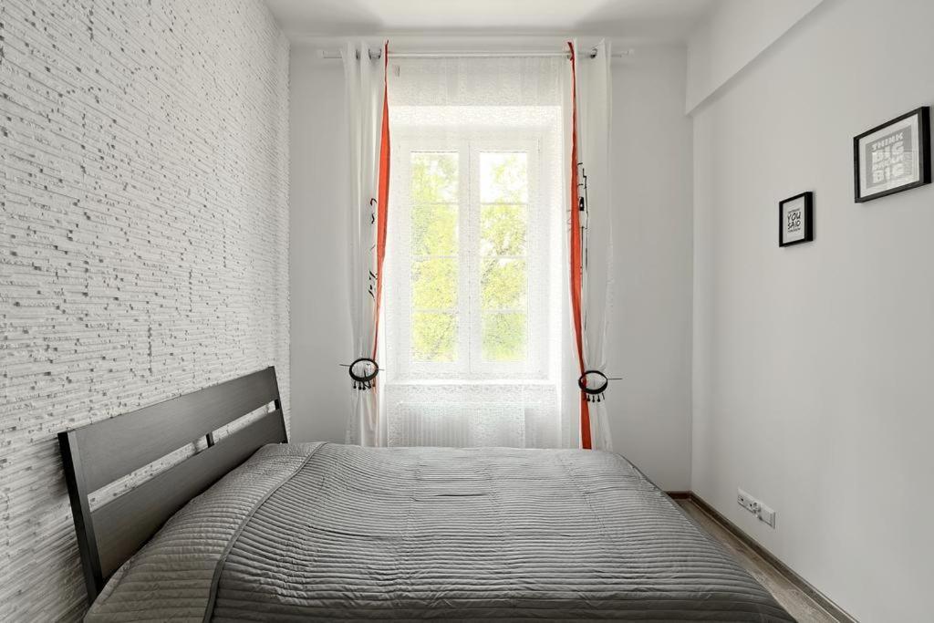 Apartament W Centrum :) クラクフ エクステリア 写真