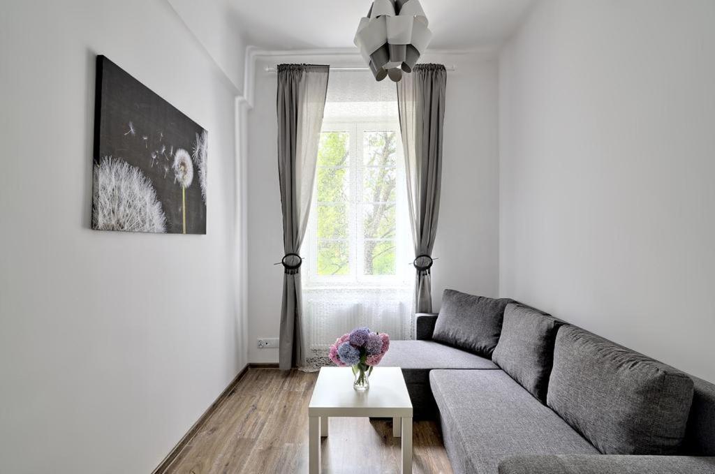 Apartament W Centrum :) クラクフ エクステリア 写真